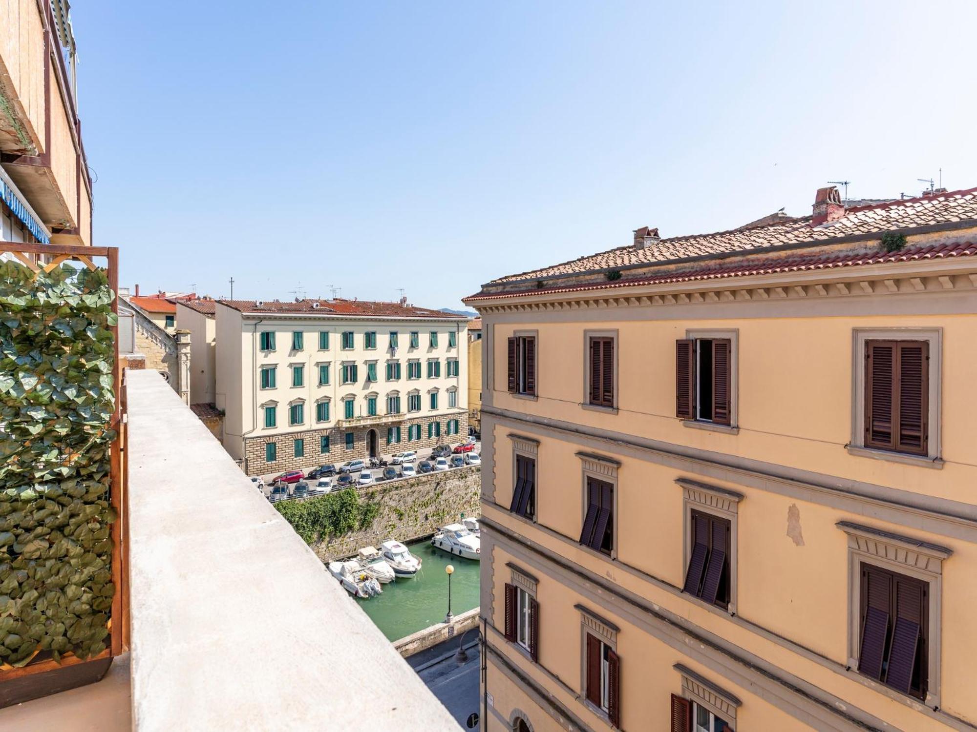 Livorno Central And Modern 2 Apts & 1 Room! 外观 照片